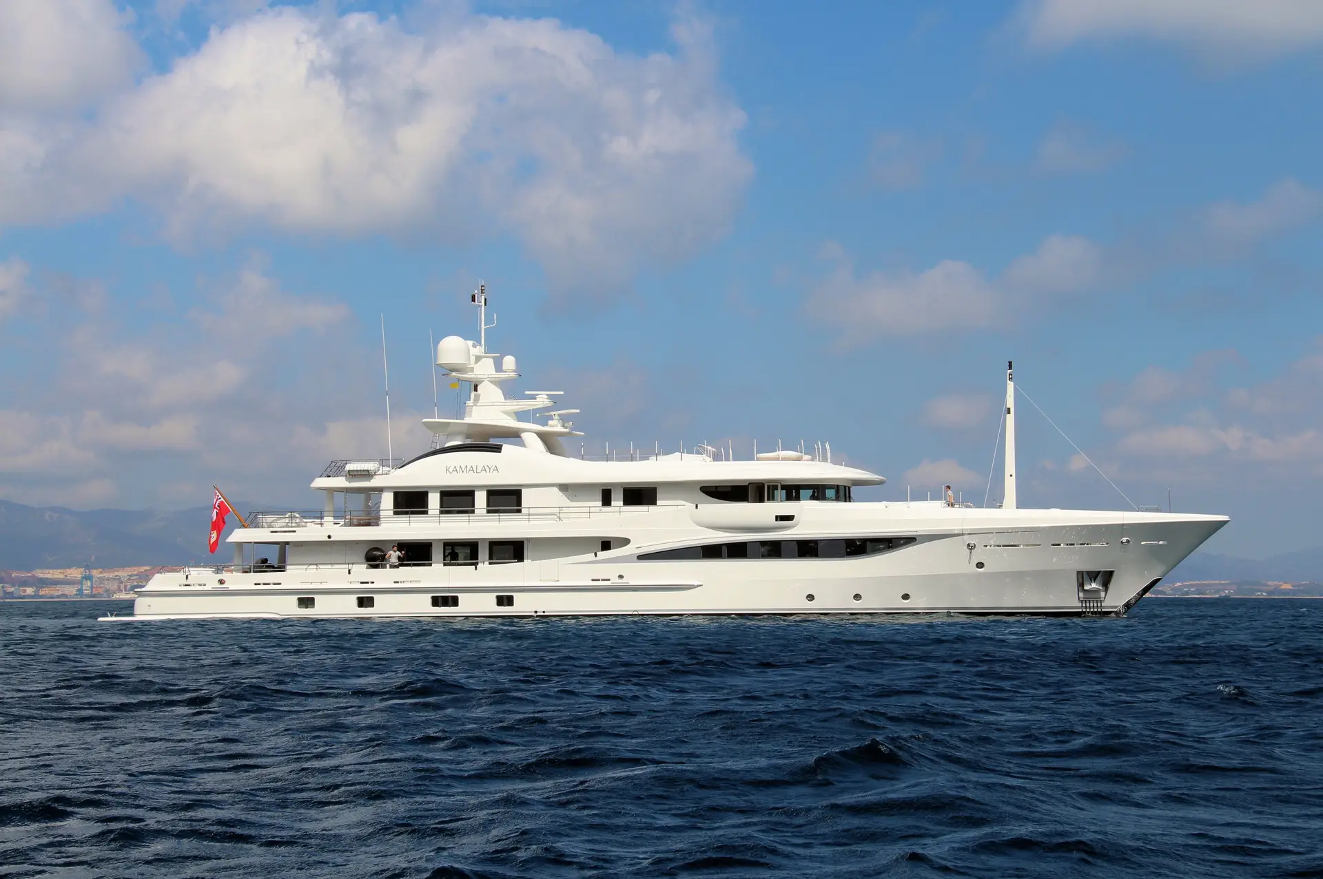 M/Y KAMALAYA